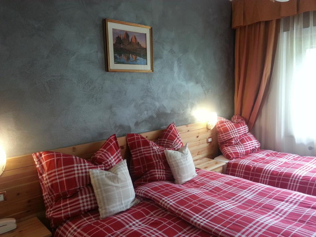 Hotel Al Sole Auronzo di Cadore Rum bild