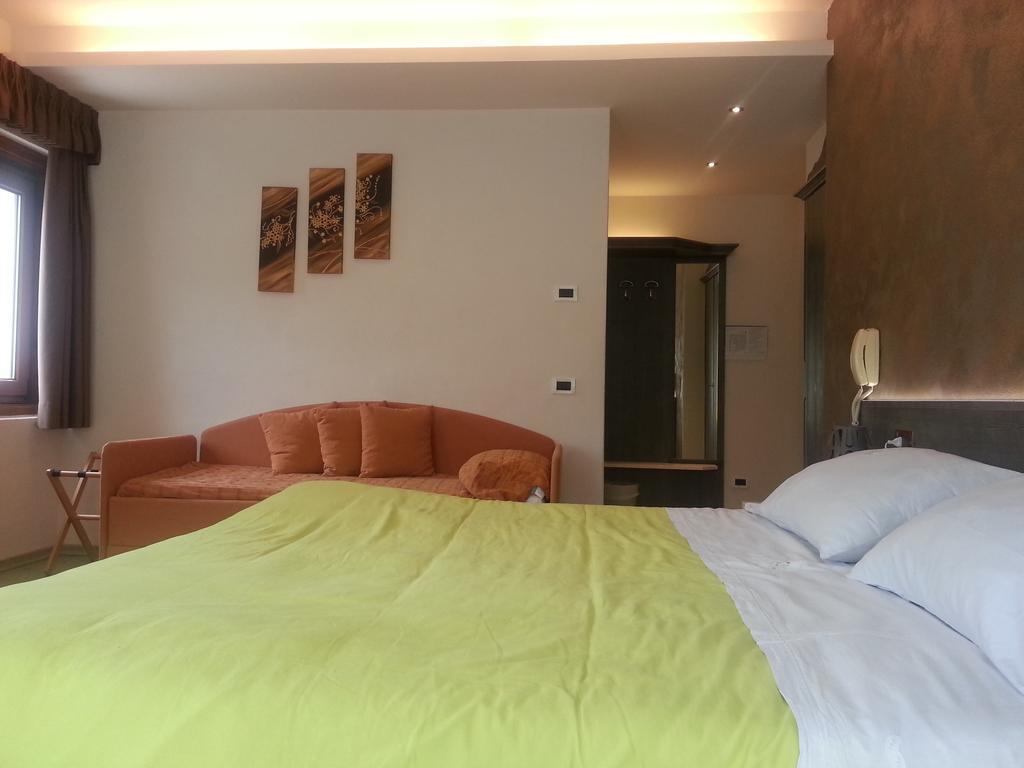 Hotel Al Sole Auronzo di Cadore Exteriör bild